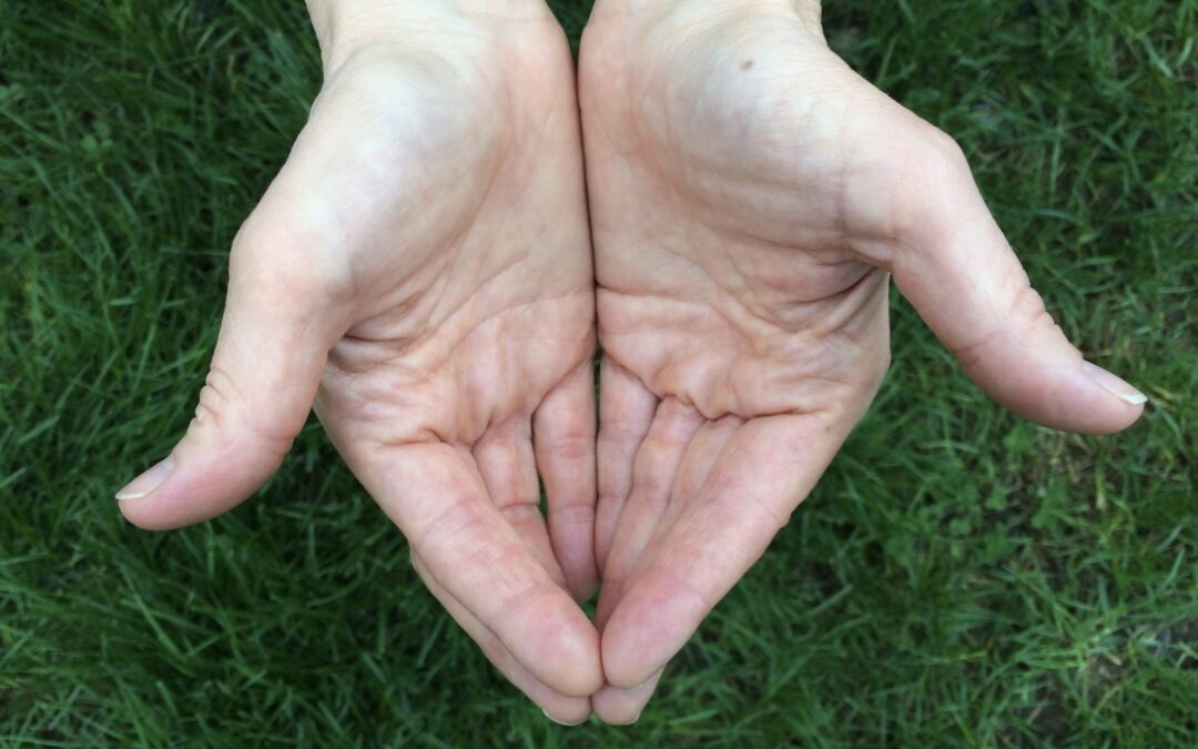 Adhara Receiving Mudra